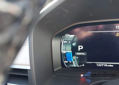 2022 Mitsubishi Outlander Sel 2.5 2Wd/Sel Special Edition 2Wd z USA, uszkodzony, nr VIN JA4J3VA84NZ026692